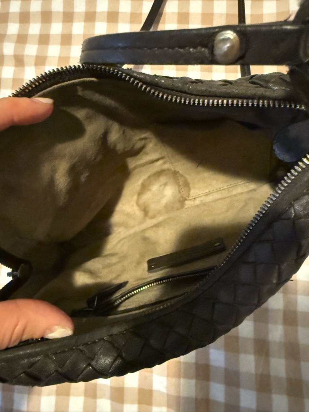 Bottega Vinette woven crossbody black (looks dark brown though!) - Picture 5 of 11